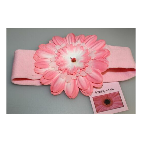BABY GIRL'S LARGE FLOWER HEAD/HAIR BAND STRETCH 12 MONTHS + OVER PEACHY PINK NE  image {2}