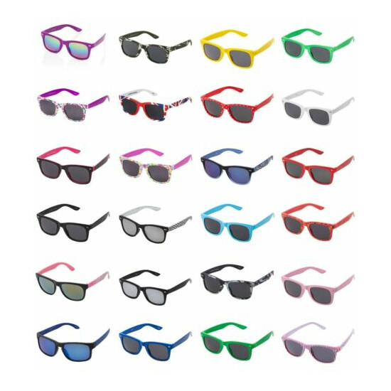 Childrens Sunglasses Kids Classic Shades Girls Boys Fashion Glasses Retro UV400 image {1}