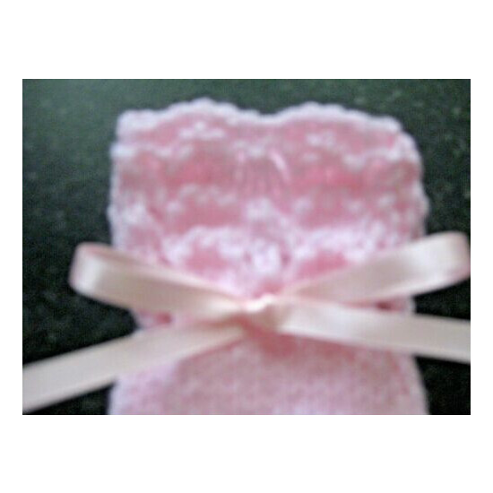 LOVELY HAND KNITTED BABY MITTENS IN PINK SIZE 0-3 MONTHS (6) image {2}
