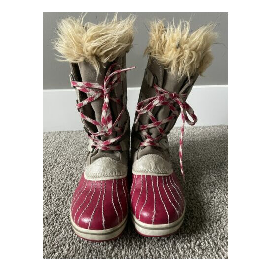 SOREL Tofino Winter Boots Girls Size 5 Waterproof Faux Fur image {1}