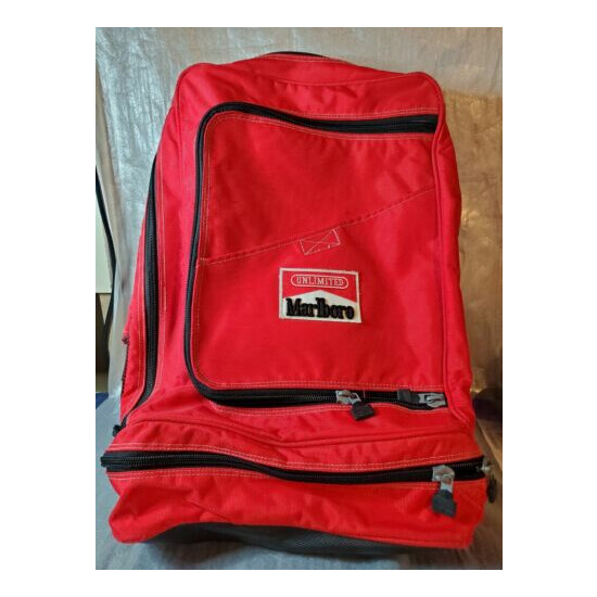 Marlboro Red Unlimited Duffle Backpack Vintage Travel Bag Camping Rucksack  Thumb {1}