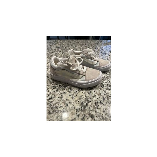 Toddler girls Vans old skool bleach wash cloud print gym shoe sneaker size 10.5 image {1}